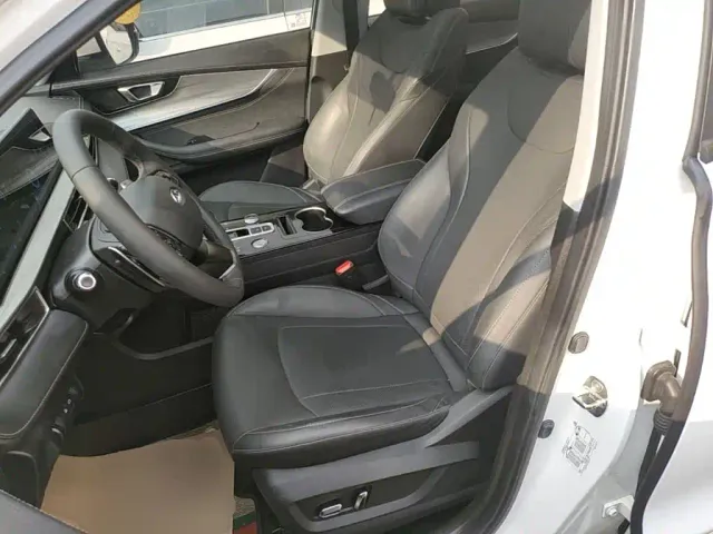 Chery Tiggo 8 PLUS — Фото автомобиля 14