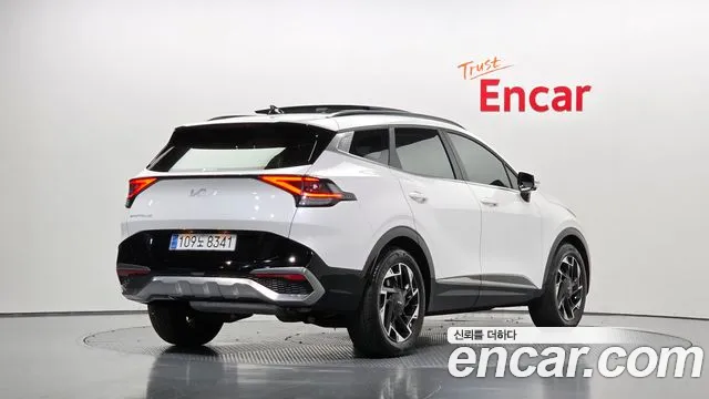 Kia Sportage Sportage 5-е поколение Бензин 1.6 турбо 2WD — Фото автомобиля 2