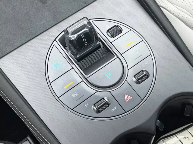 BYD Seal 06 New Energy 2024 DM-i 120KM Flagship — Фото автомобиля 18