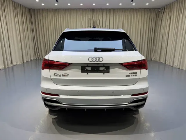 Audi Q3 — Фото автомобиля 13
