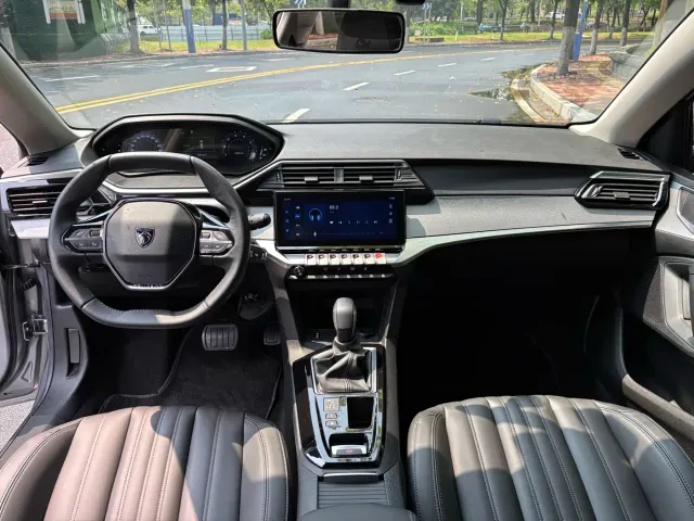 Peugeot 408 — Фото автомобиля 19