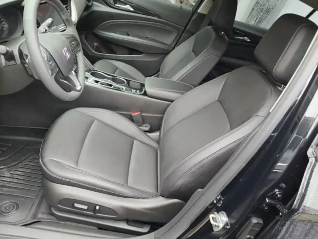 Buick Regal — Фото автомобиля 14