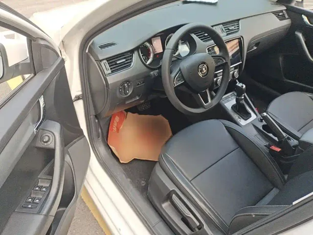 Skoda Octavia — Фото автомобиля 15