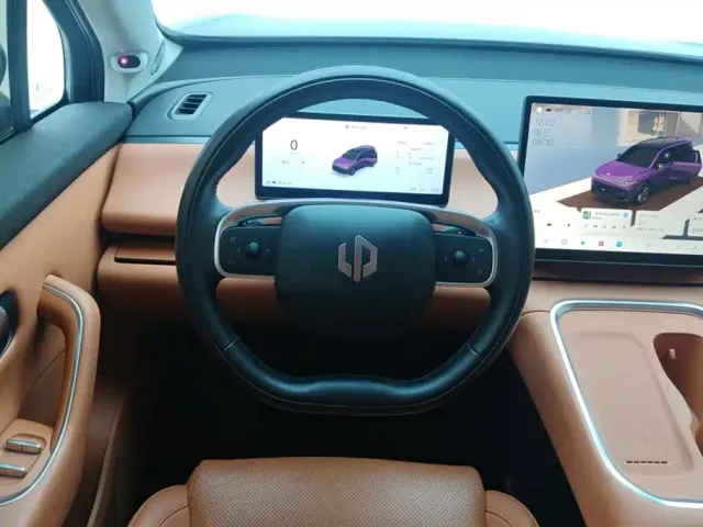 Leapmotor C16 — Фото автомобиля 15
