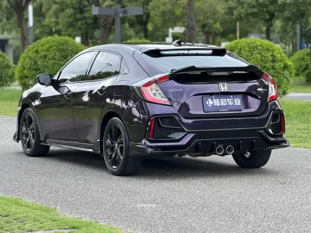 Honda Civic 2021 HATCHBACK 220TURBO Manual Driving Fun Controller — Фото автомобиля 4