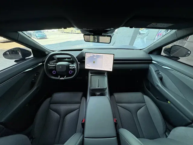Xpeng P7 — Фото автомобиля 5