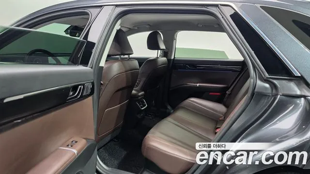 Hyundai Grandeur GN7 — Фото автомобиля 17