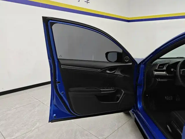 Honda Civic — Фото автомобиля 7