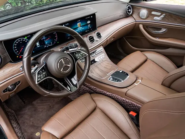 Mercedes-Benz Mercedes-Benz E-Class 2022 E 300 L Luxury — Фото автомобиля 14