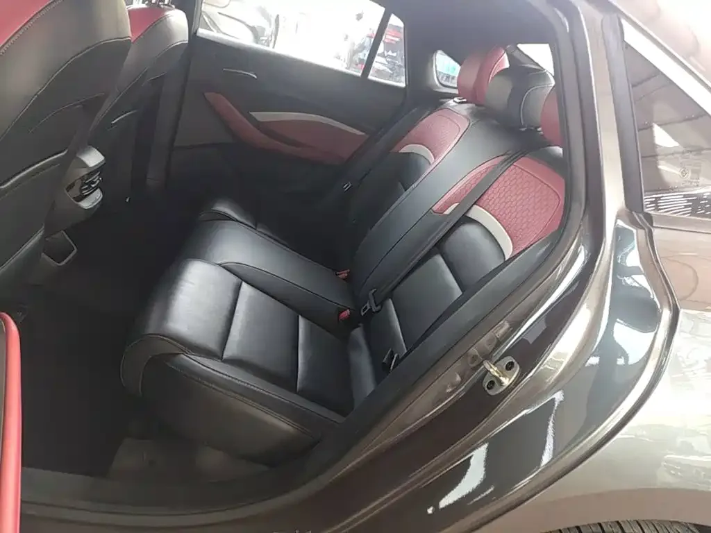MG MG5 2022 300TGI DCT Trendy Premium Edition — Фото автомобиля 12