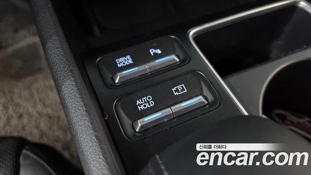 Hyundai Sonata — Фото автомобиля 20