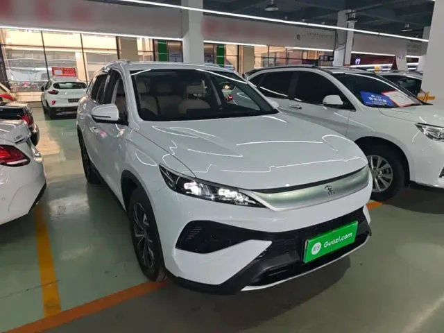 BYD Song Pro — Фото автомобиля 3