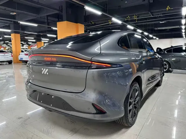 IM Motors LS6 — Фото автомобиля 16