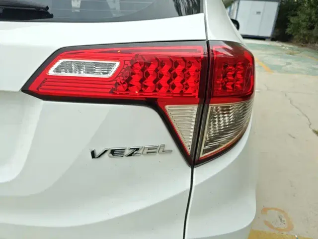 Honda Vezel — Фото автомобиля 7