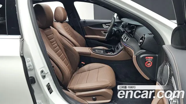 Mercedes-Benz E-Class W213 — Фото автомобиля 16