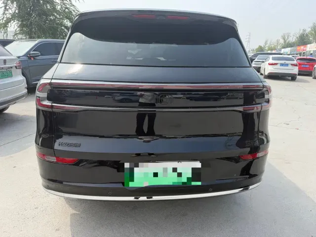 Changan Qiyuan Q07 — Фото автомобиля 5