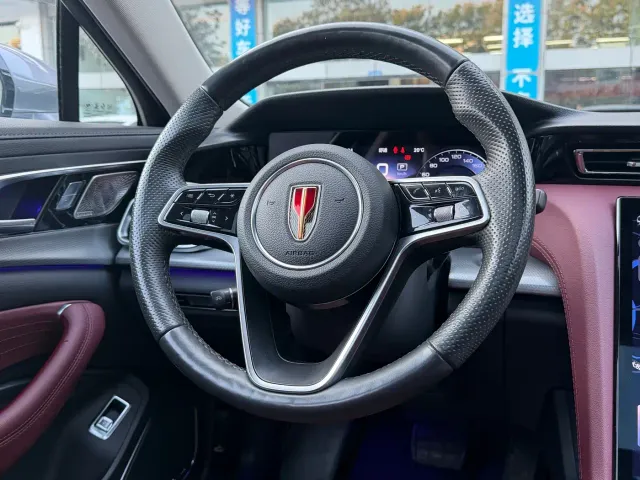 Hongqi H5 — Фото автомобиля 9