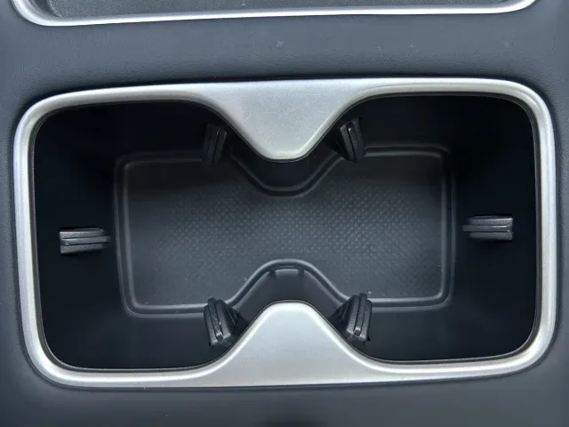 BYD FangChengBao Titanium 7 — Фото автомобиля 28