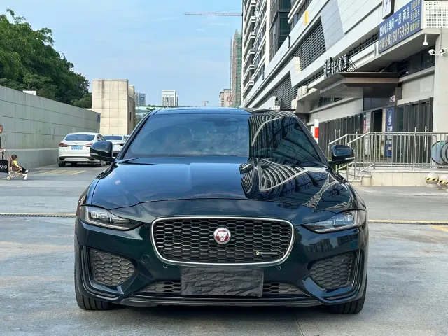 Jaguar XEL — Фото автомобиля 2