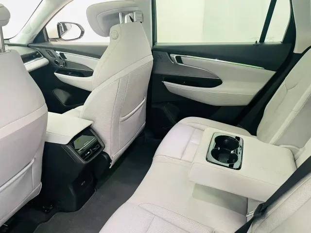 Buick E5 — Фото автомобиля 12