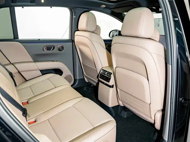 Li Auto i6 — Фото автомобиля 23