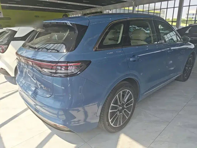 Shangjie SUV — Фото автомобиля 6