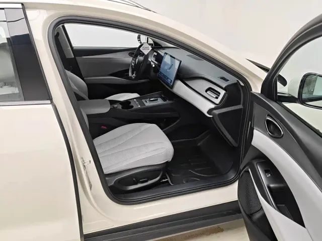 BYD Seal 06 DM-i Touring — Фото автомобиля 10