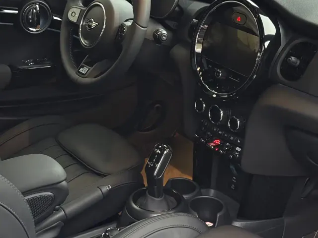 MINI Hatch — Фото автомобиля 5