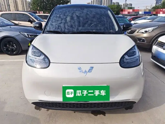 Wuling Bingo — Фото автомобиля 2