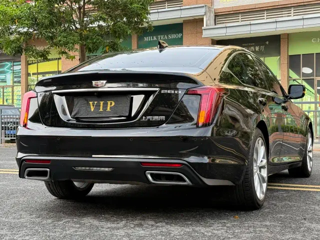 Cadillac CT5 — Фото автомобиля 5