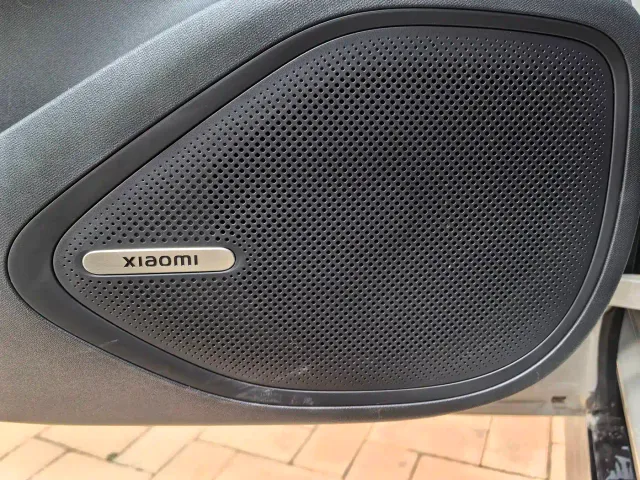 Xiaomi SU7 — Фото автомобиля 8