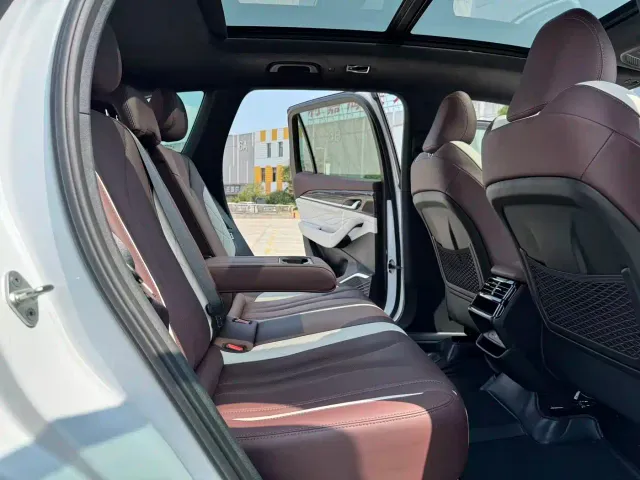 Geely Xingyue L — Фото автомобиля 22