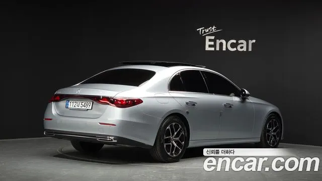 Mercedes-Benz E-Class W214 — Фото автомобиля 2
