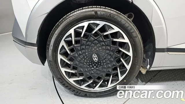 Hyundai Ioniq5 Ioniq5 Long Range AWD — Фото автомобиля 5