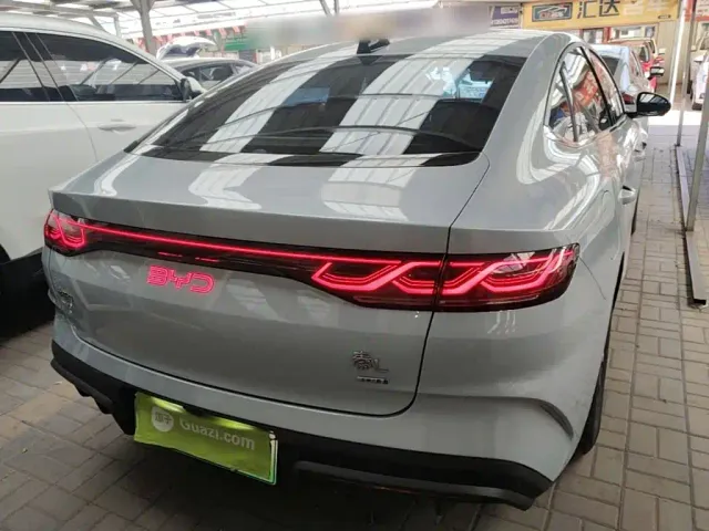 BYD Qin L — Фото автомобиля 5