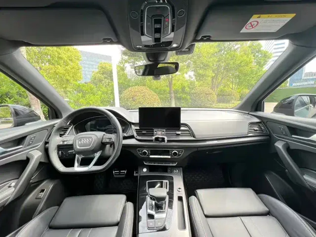 Audi Q5L — Фото автомобиля 6