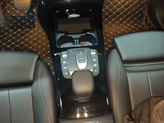 Mercedes-Benz A-Class — Фото автомобиля 9
