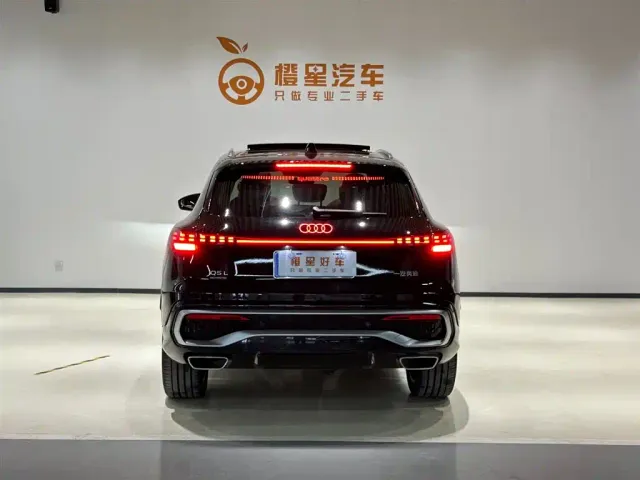 Audi Q5L — Фото автомобиля 5