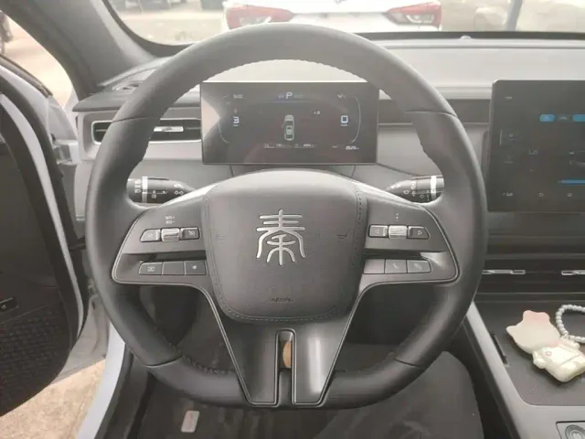 BYD Qin PLUS — Фото автомобиля 10