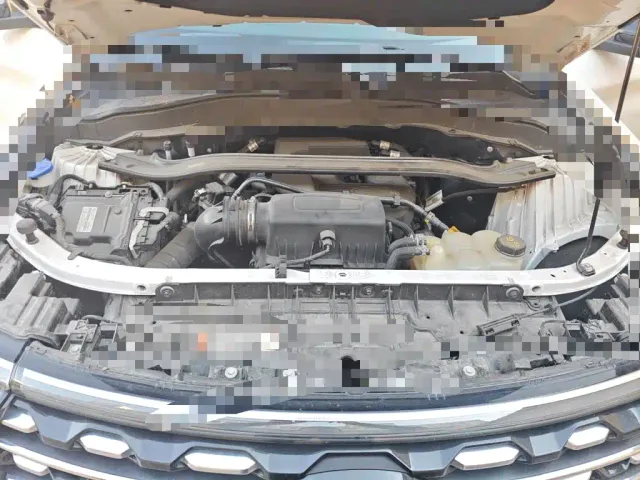 Ford Explorer — Фото автомобиля 10
