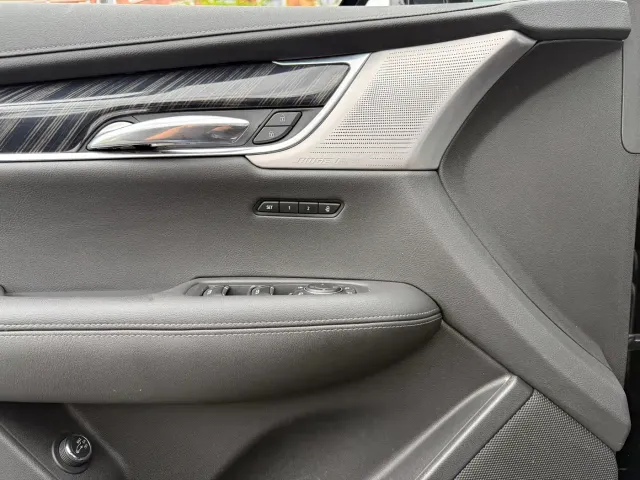 Cadillac XT6 — Фото автомобиля 15