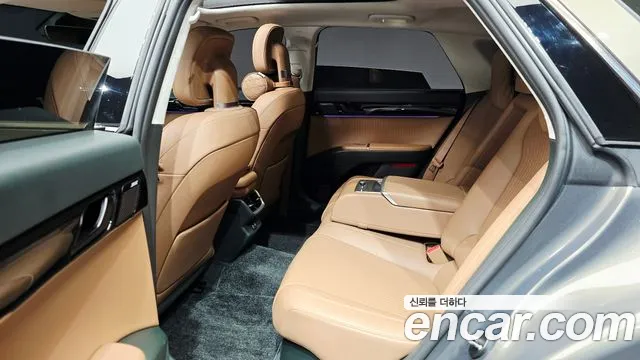 Hyundai Grandeur GN7 — Фото автомобиля 11