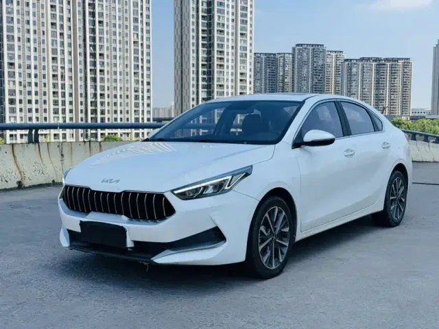 Фотография автомобиля — Kia K3
