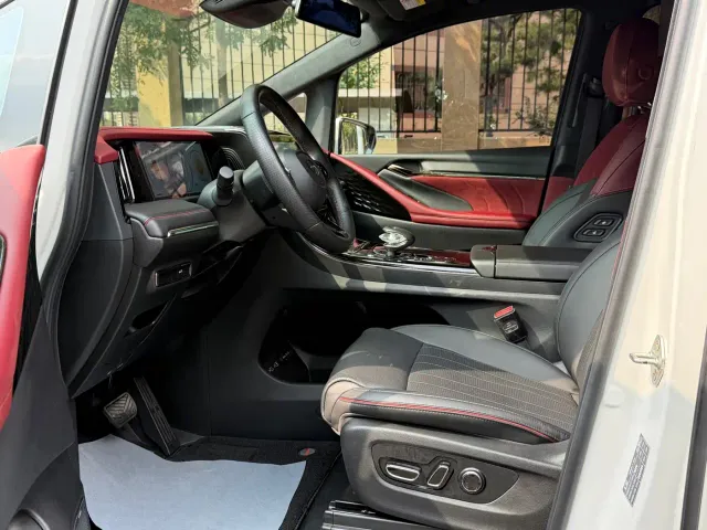 GAC Trumpchi M8 — Фото автомобиля 6
