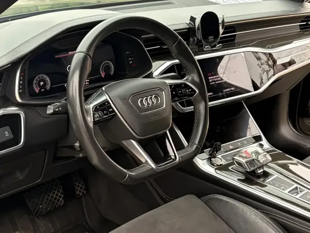 Audi A6L — Фото автомобиля 5