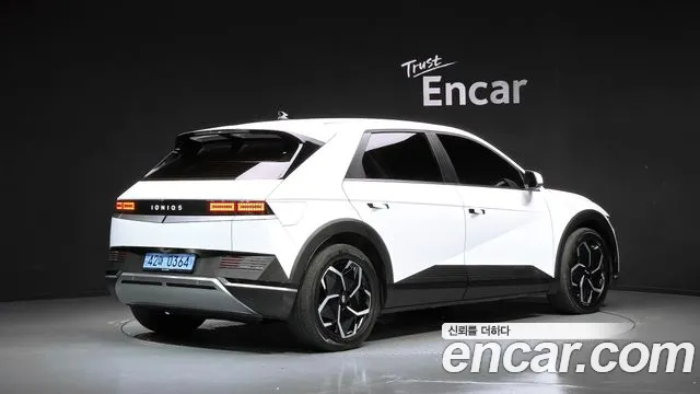 Hyundai Ioniq 5 — Фото автомобиля 2