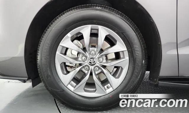 Toyota Sienna 4th Gen — Фото автомобиля 5