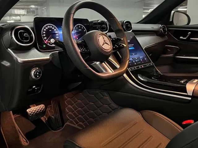 Mercedes-Benz C-Class — Фото автомобиля 4