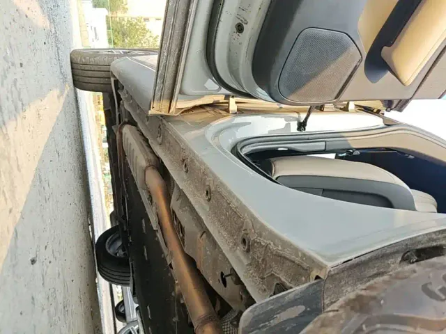 Volvo XC70 Plug-in Hybrid — Фото автомобиля 21