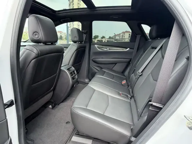 Cadillac XT5 — Фото автомобиля 8